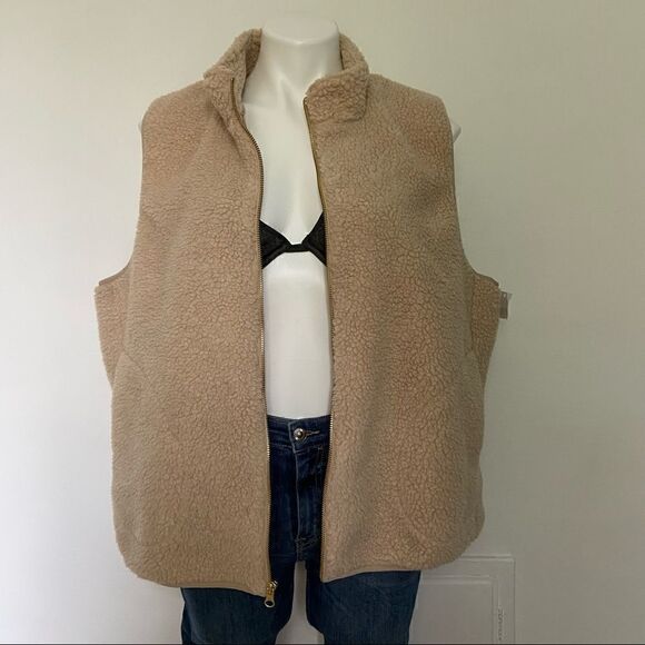 Target Sherpa Zip up Vest New - Picture 5 of 10